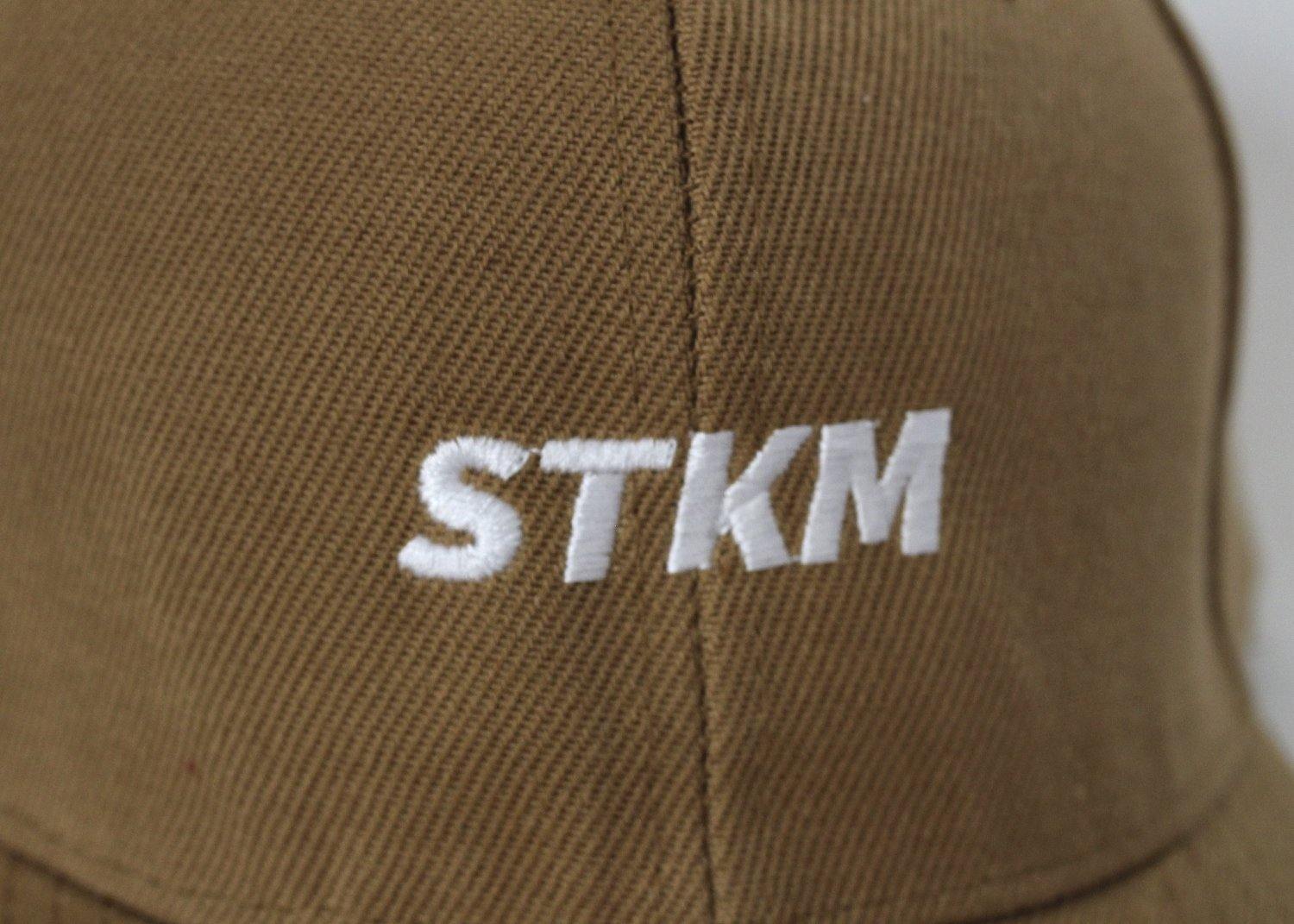 Gorra curvy STKM - 4 colores diferentes - Stockholm Co. - Gorra - accesorios